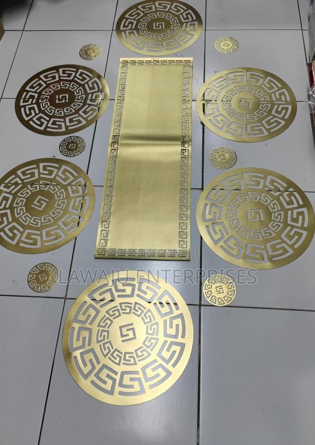 Gold Luxury PVC Table Runner - thumbnail 2