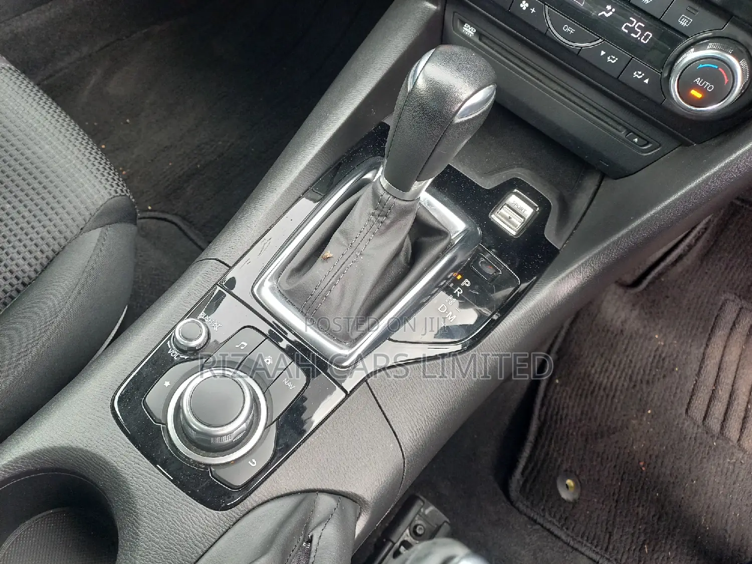 Mazda Axela 2018 White