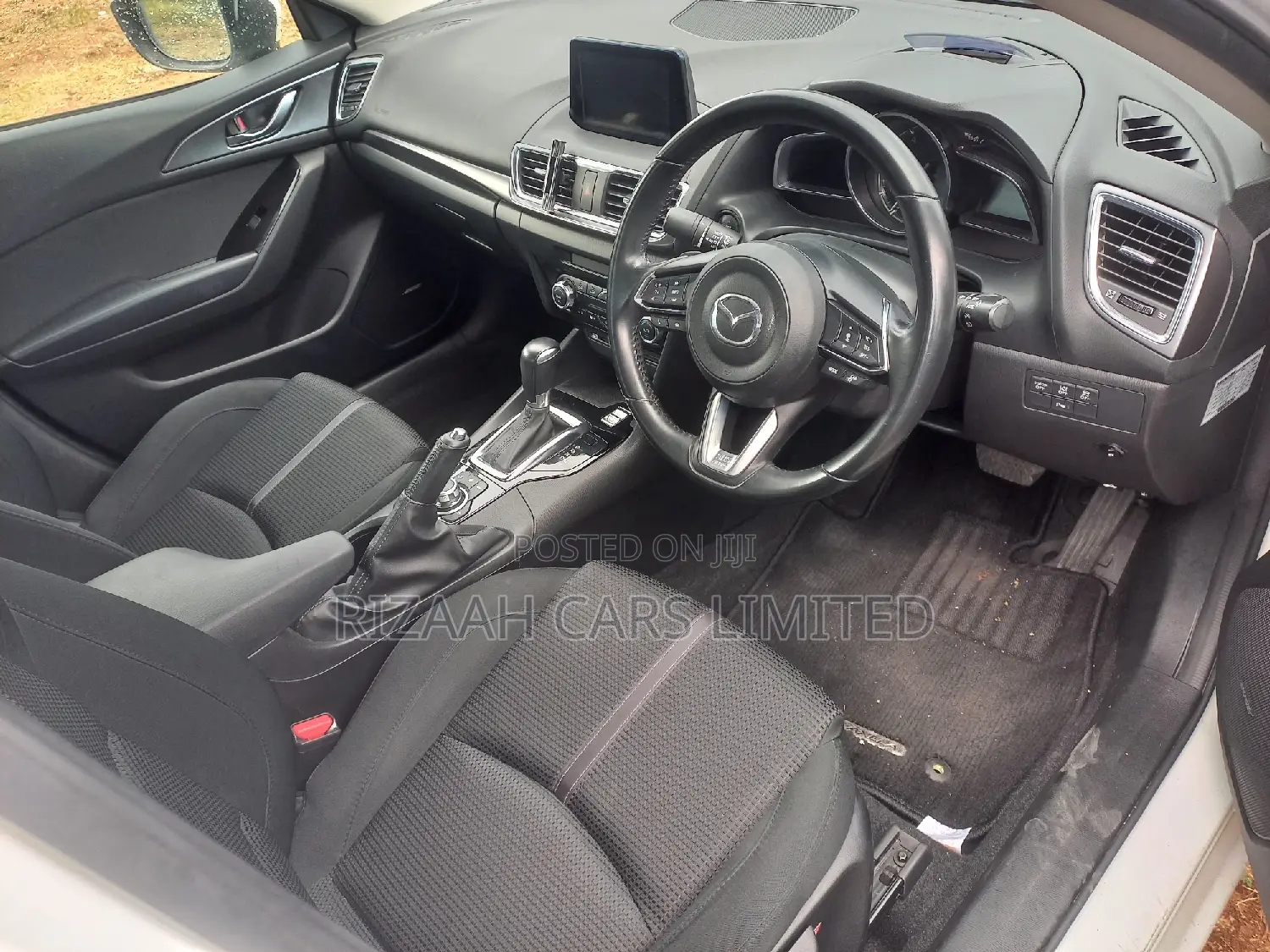 Mazda Axela 2018 White