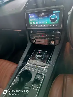 Jaguar F-Pace 2017 Blue