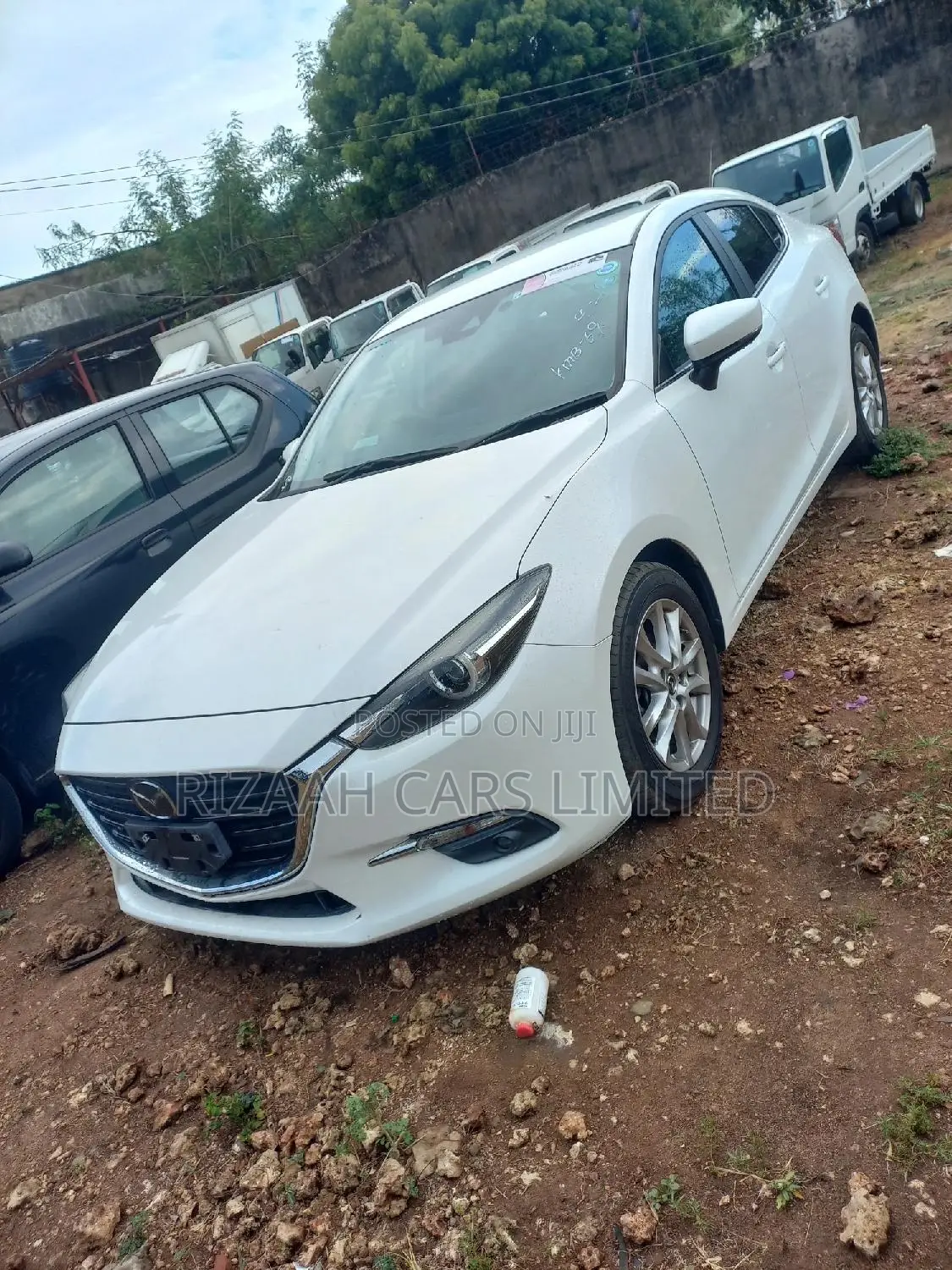 Mazda Axela 2018 White