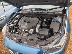 Mazda Axela 2017 Blue