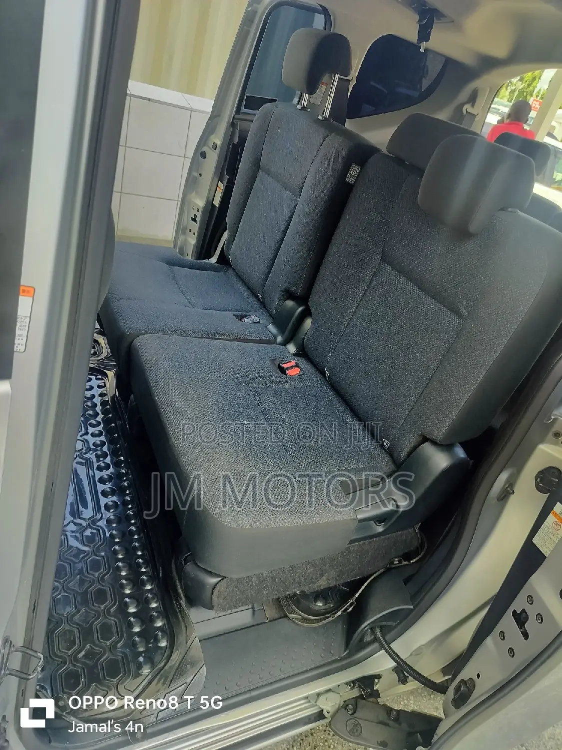 Toyota Sienta 2017 Silver