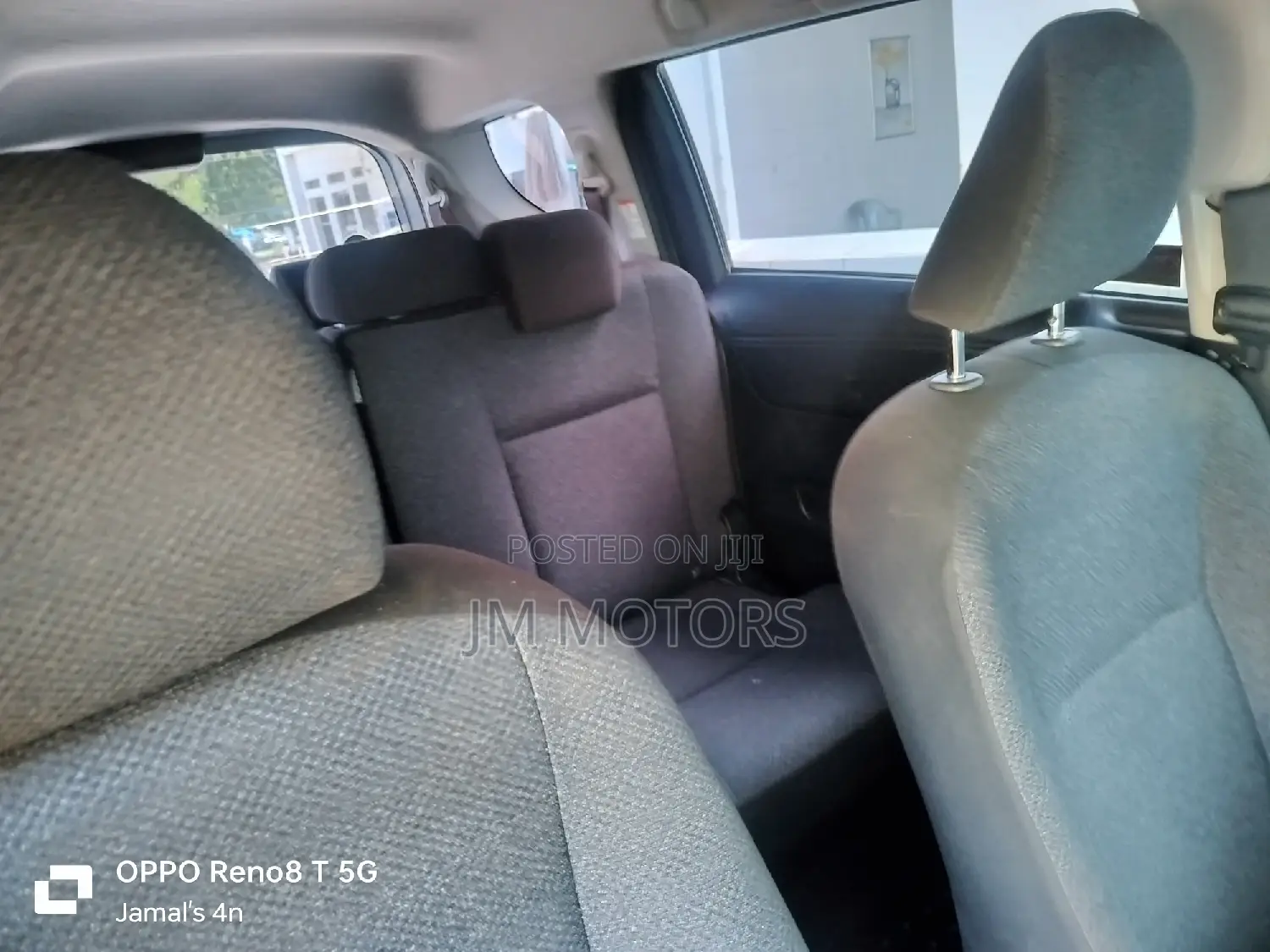 Toyota Sienta 2017 Silver