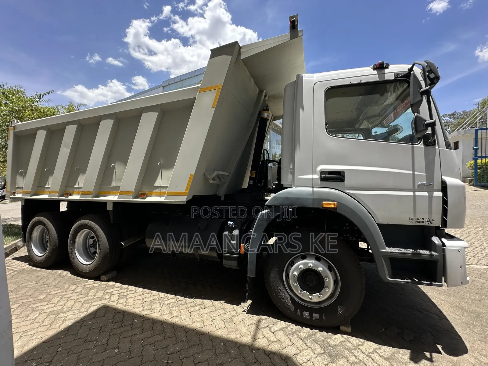 Fuso FJ Tipper Mguu Kumi 2023 95% Financing