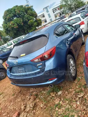 Mazda Axela 2017 Blue