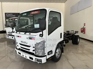 Isuzu NMR Small Truck, Light Duty 3- 4 Ton