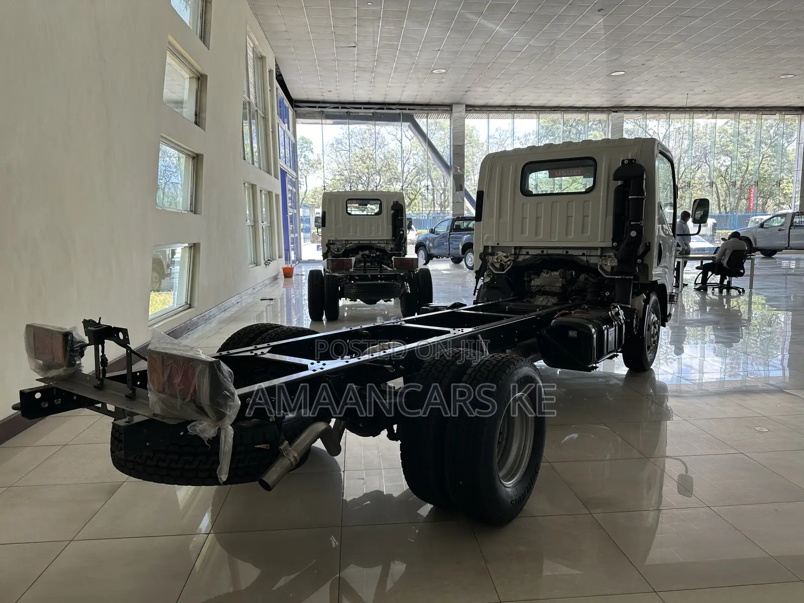 Isuzu NMR Small Truck, Light Duty 3- 4 Ton