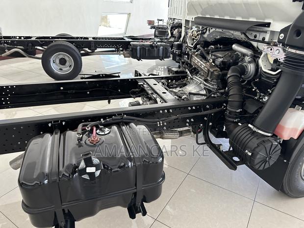 Isuzu NQR Xtra - thumbnail 8
