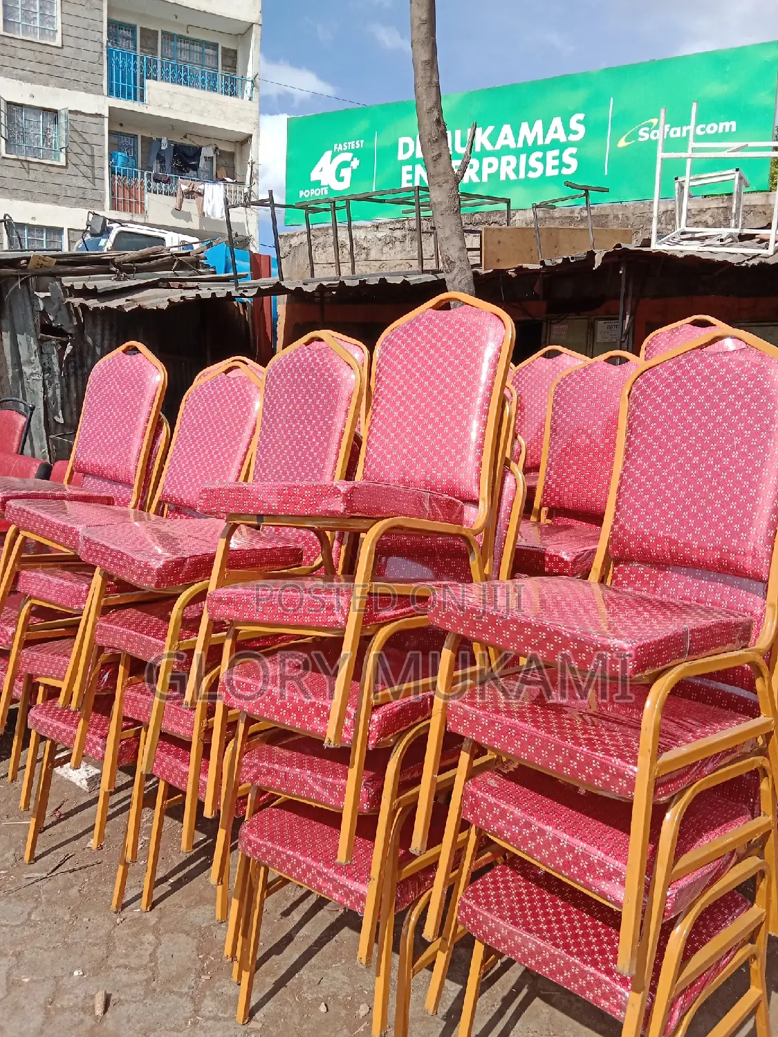 Conference Chairs Red