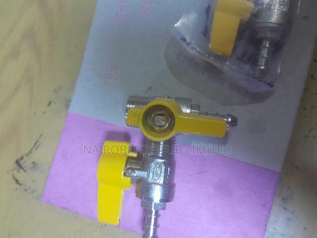 Gas Ball Valve 1/2 By Nozzle