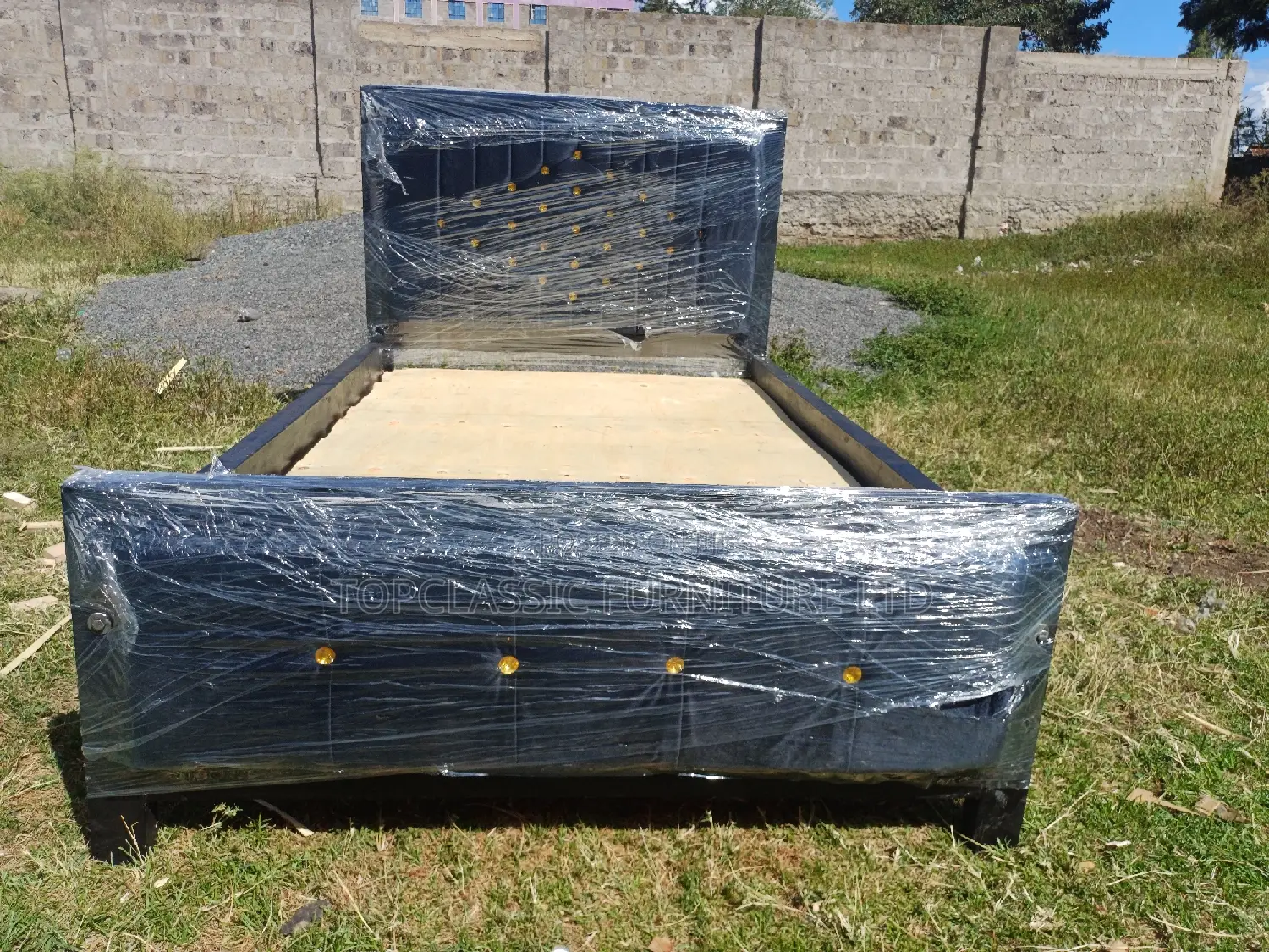 Chester/Mocket Beds Available