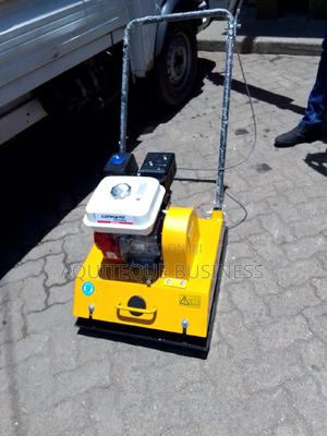 Plate Compactor. - main view