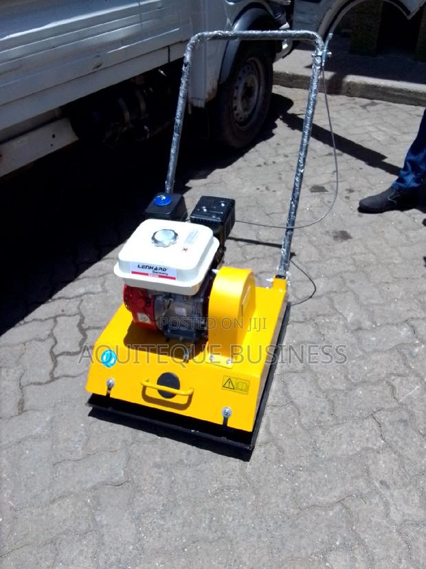 Plate Compactor. - thumbnail 3