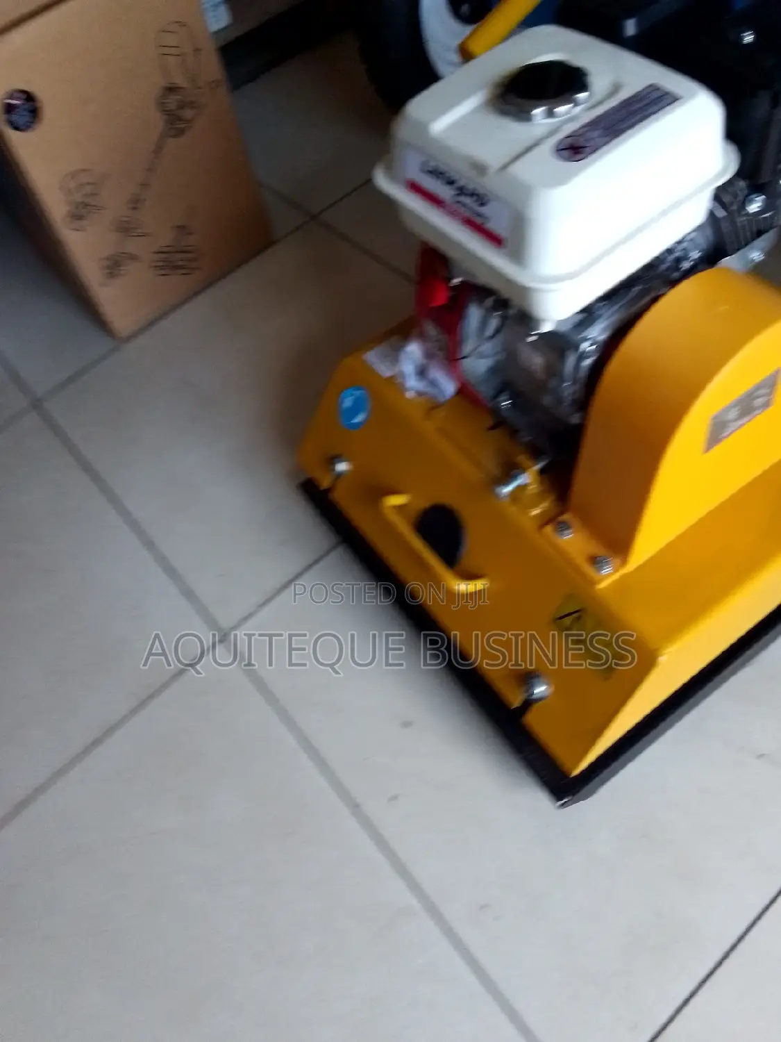 Plate Compactor. Speed 3600 RPM