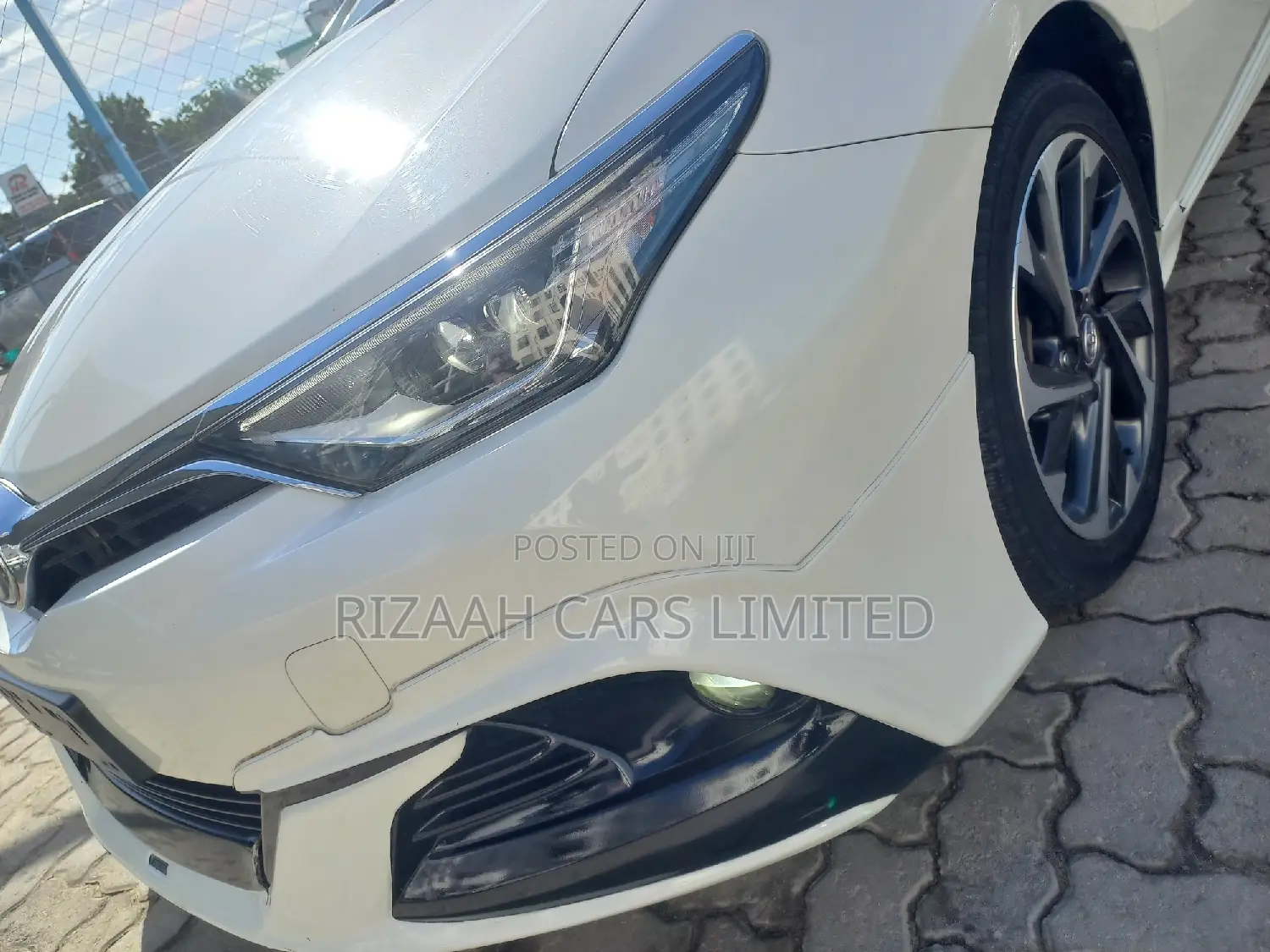 Toyota Auris 2016 White