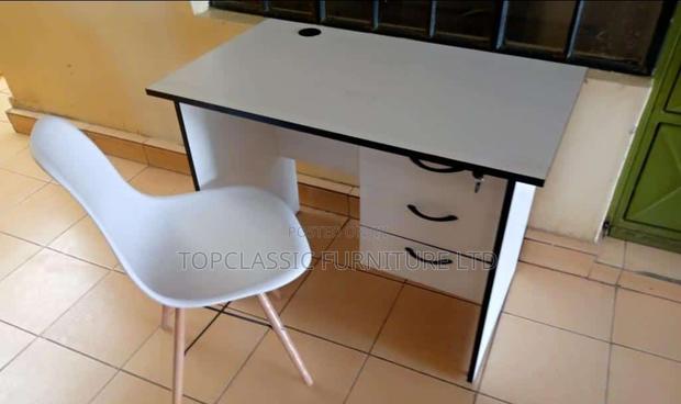 Eames Chair +Desk - main view