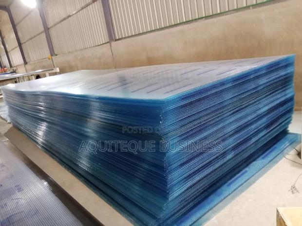 Polycarbonate Roofing Sheets. - main view