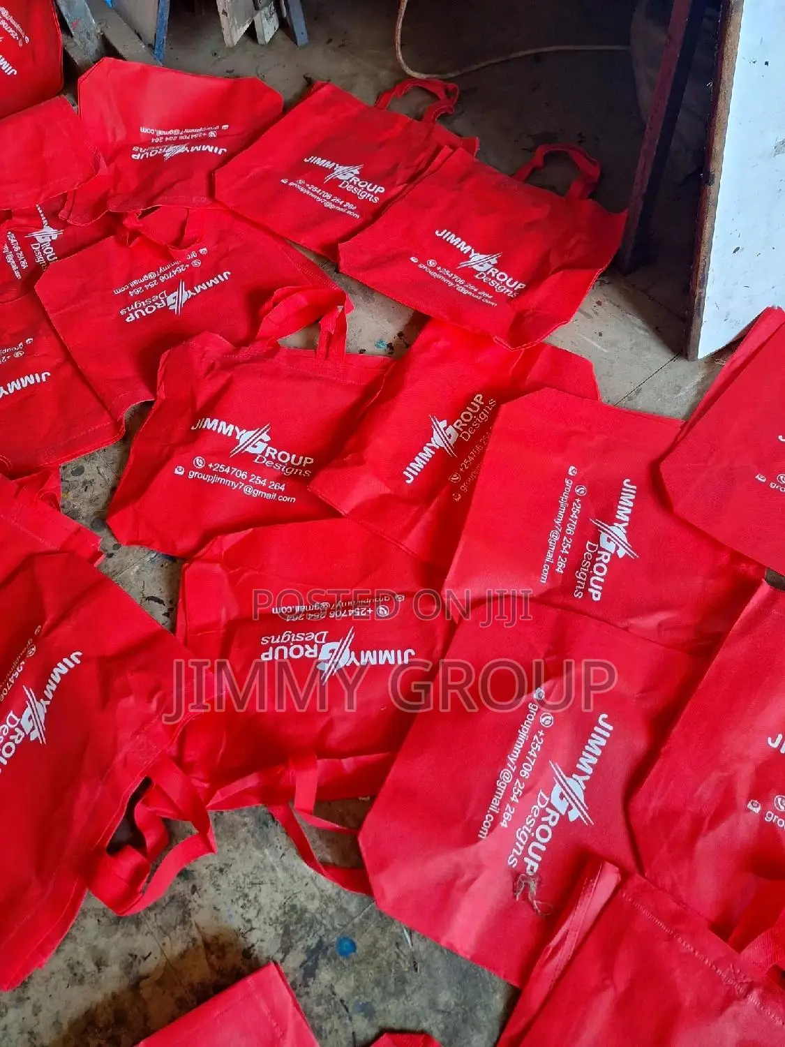 Non-Woven Bags Screen Printing. One Colour
