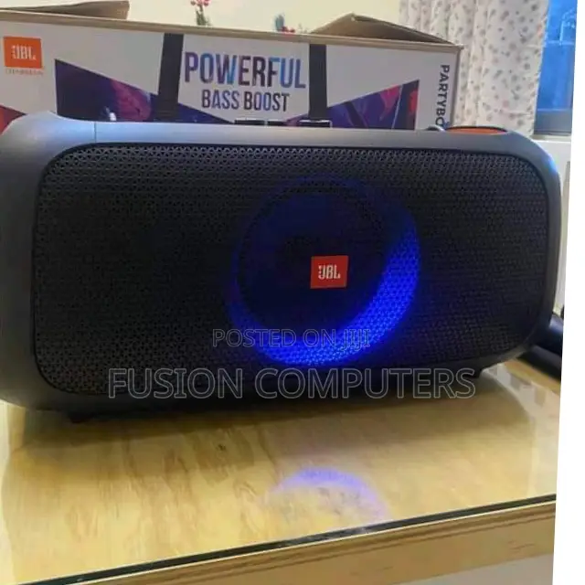 JBL Partybox on the Go