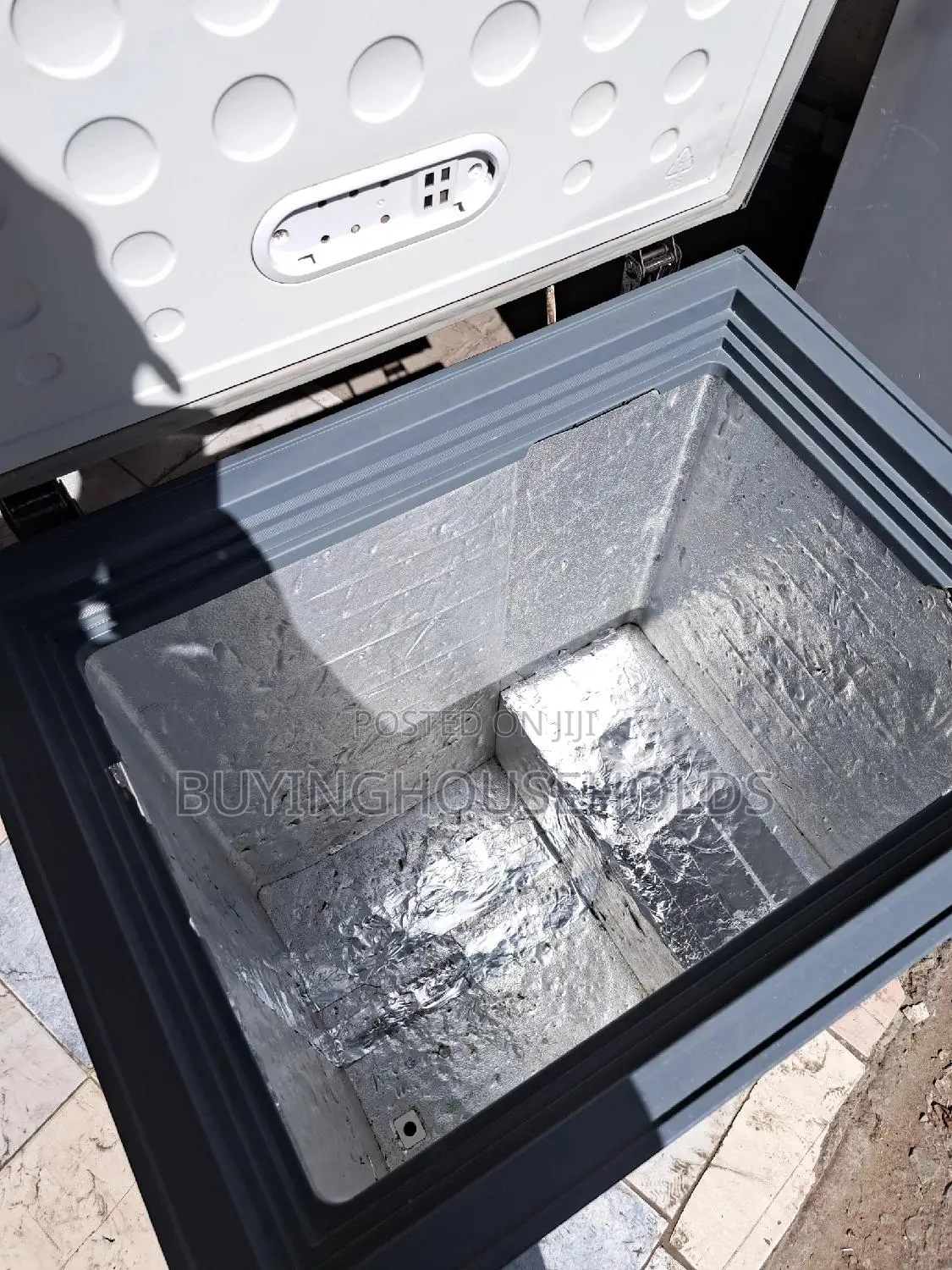 Von 150L Chest Freezer