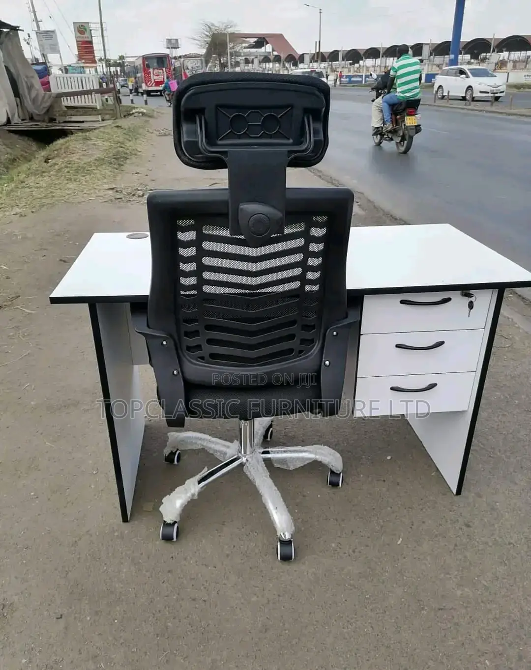 Headrest/Office Desk