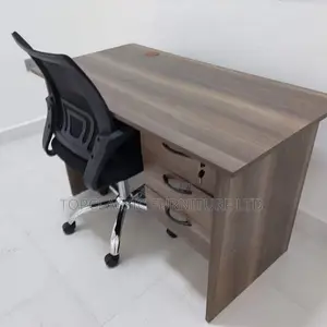 Office Chair/Office Desk