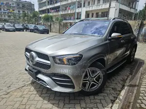 Mercedes-Benz GLE-Class GLE 450 4MATIC 2019 Gold