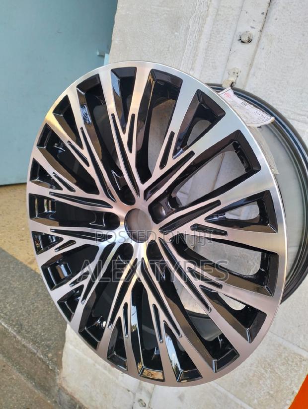 Size 19 Inches Audi Alloy Rims Set - main view