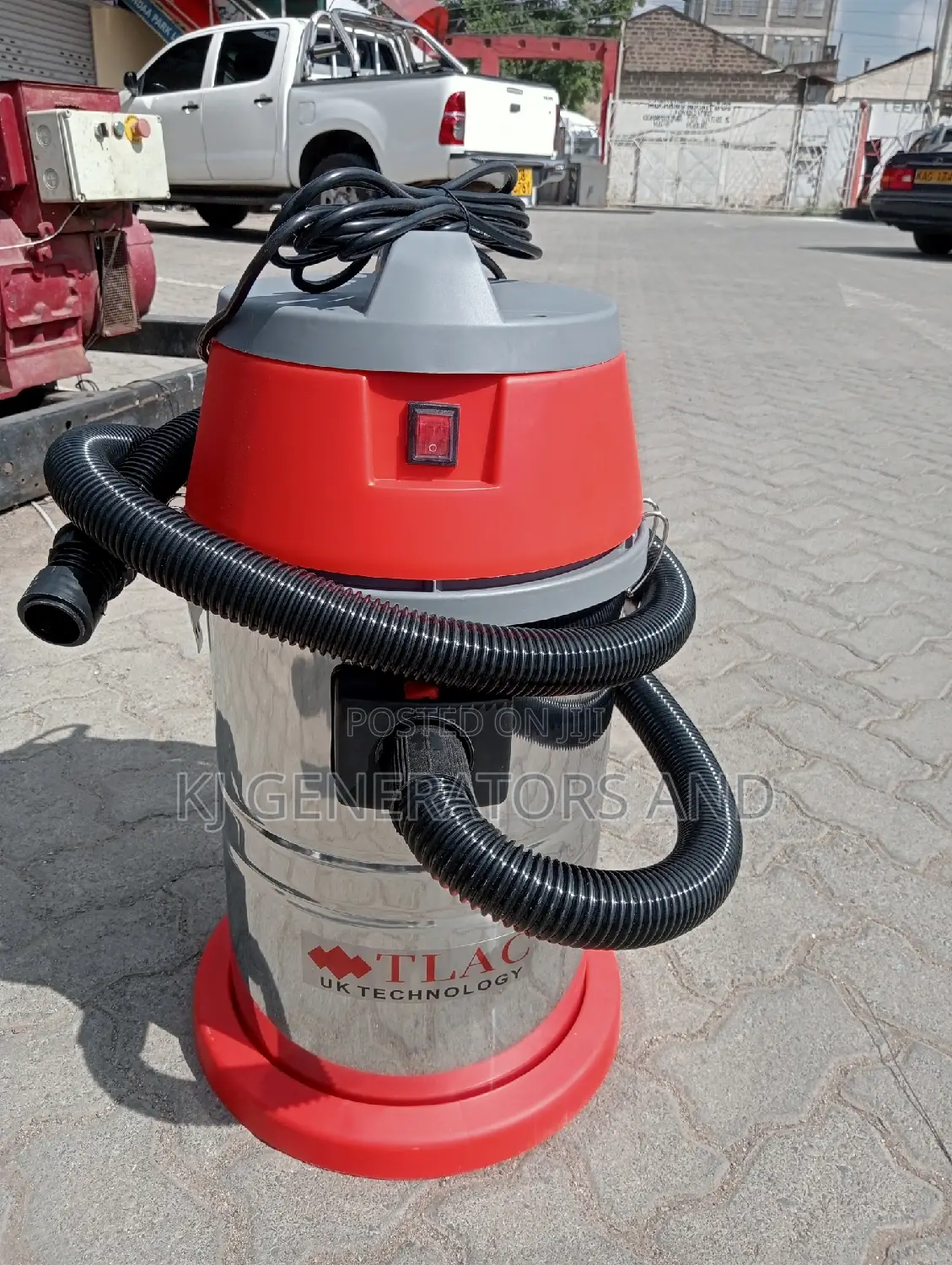 30litre Vaacum Cleaner Available