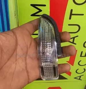 Sidemirror Indicator Light Vitz 2011,2012,2013,2015 /Premio