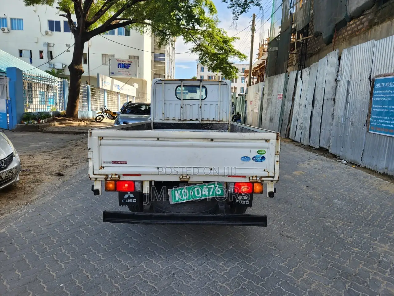 Mitsubishi Fuso 2016 White