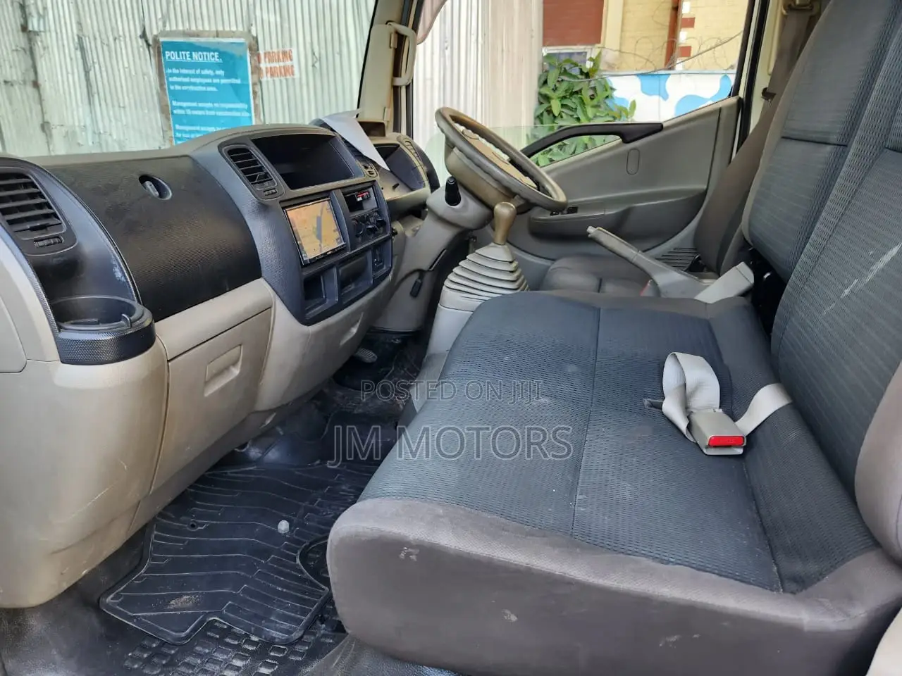 Mitsubishi Fuso 2016 White