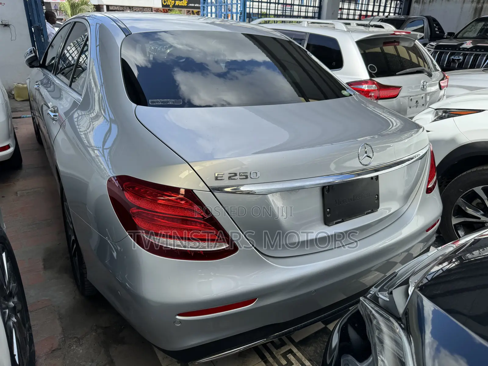 Mercedes-Benz E250 2017 Gray