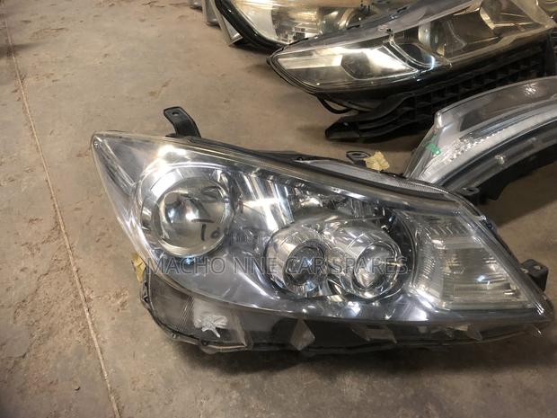 Toyota Sai 2010 Headlight - main view