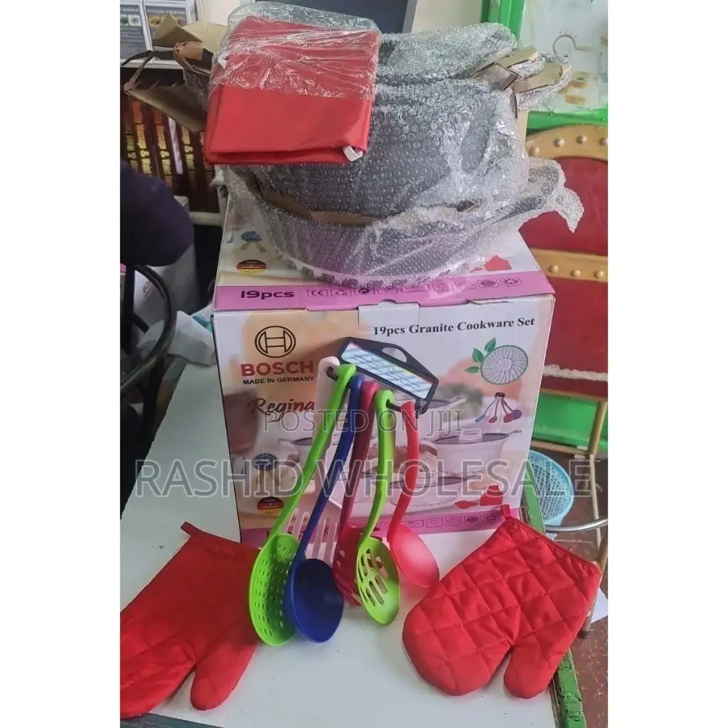 19 Pc Cookware