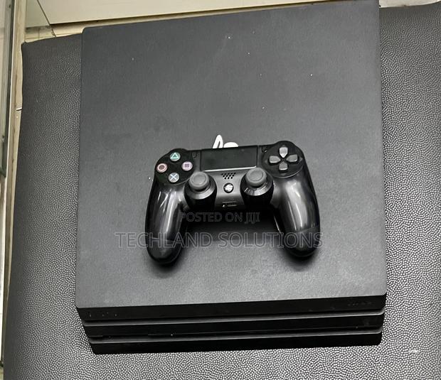 Ex Uk Ps4 Pro - main view