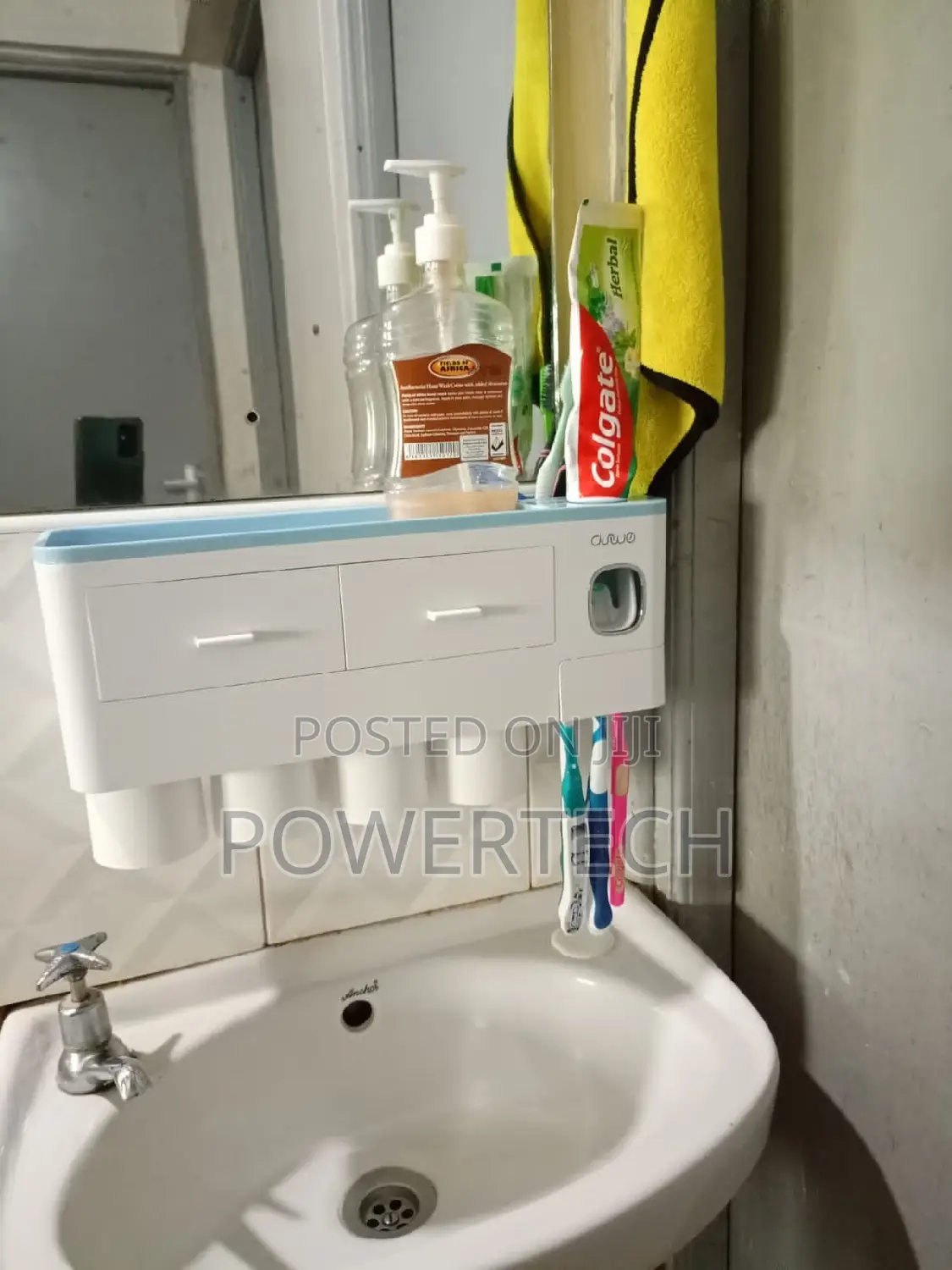 4 Cups Luxury Toothbrush Holder With 2 Separate Drawers.