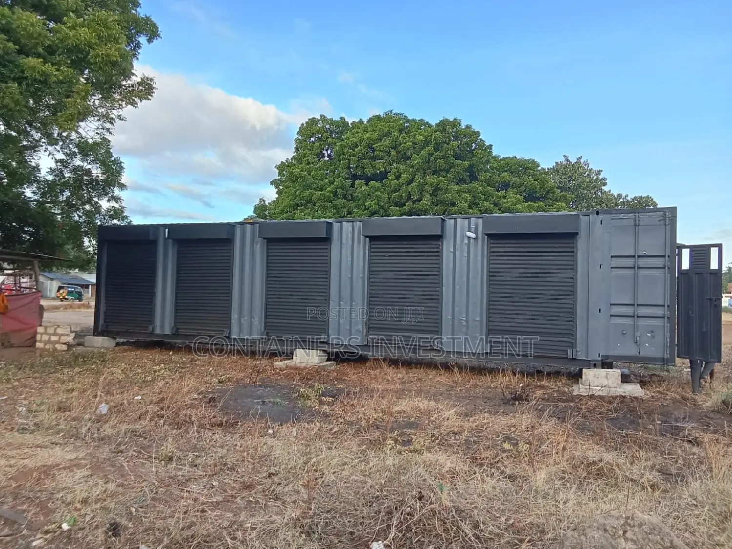 Container Stalls and 2 Toilet Units Delivered to Malindi.