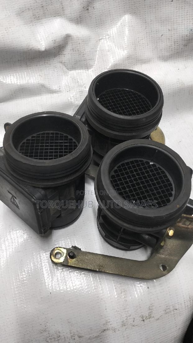 Suzuki Vitara Mass Airflow Sensor - thumbnail 3
