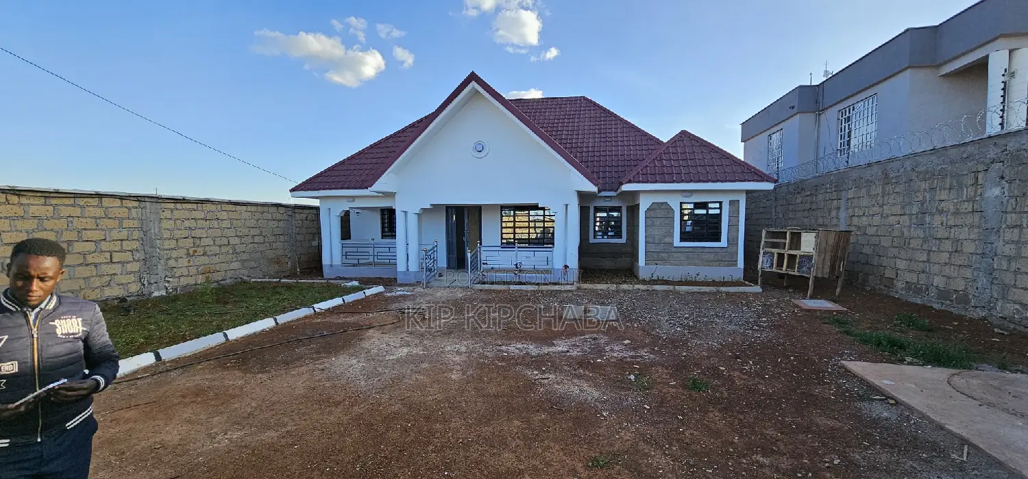 3bdrm Bungalow in New Mtrh Kiplombe, Eldoret CBD for sale