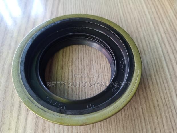 Nissan Vannetee Propeller Seal - thumbnail 3