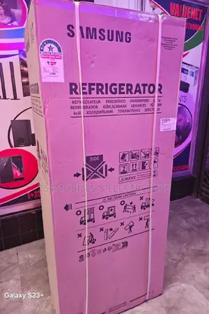 Samsung 348 Liters RT35CB56218A Bespoke Frost Free Fridge