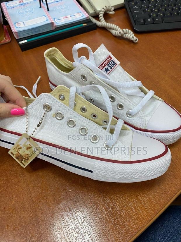 White Leather Converse 36-42 - main view