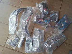 Chrome Kit Hilux Vigo 2012