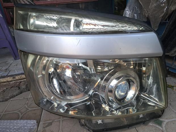 Headlights Noah - main view