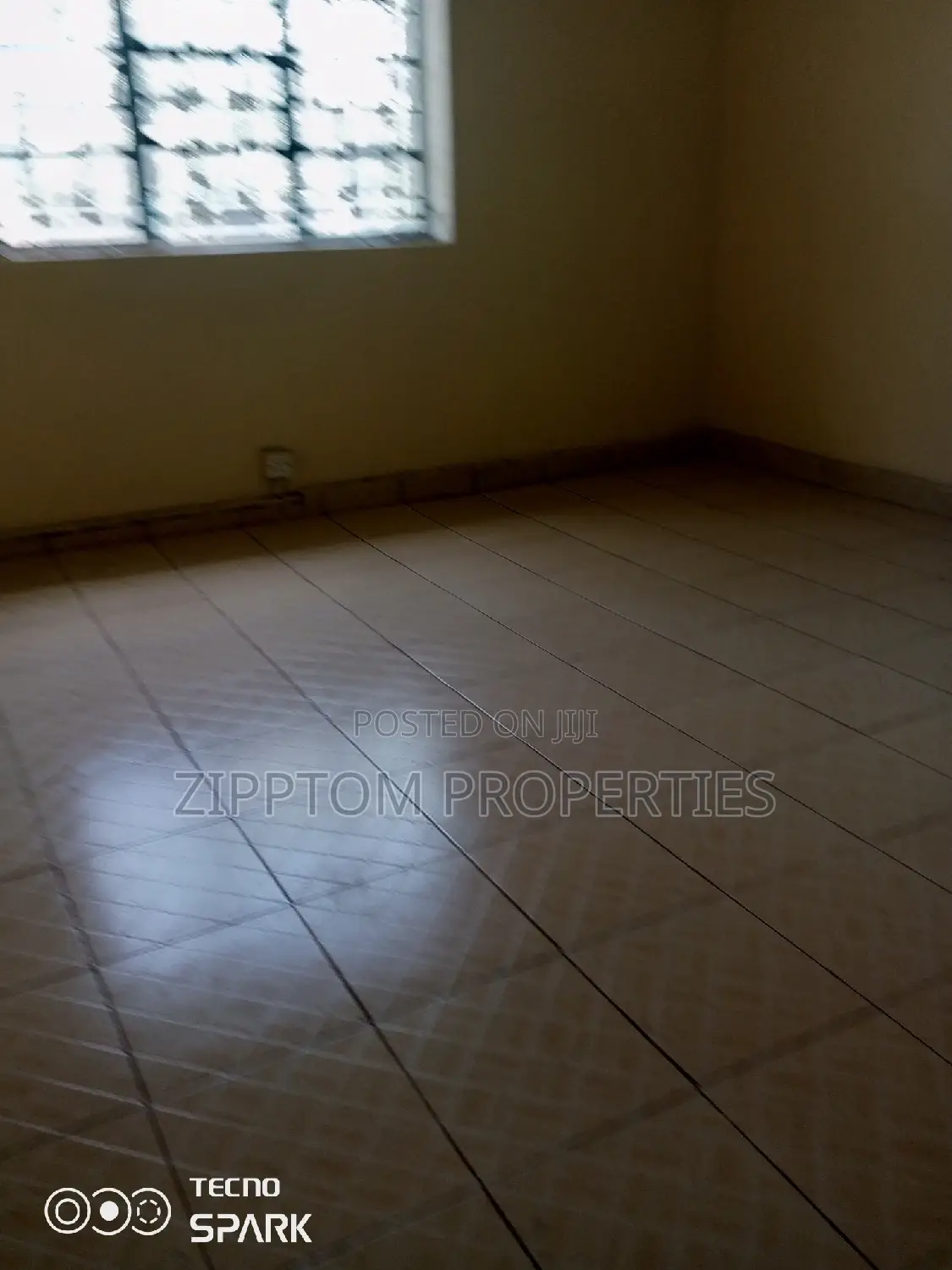 Office Space One Bedroom Apartment to Let