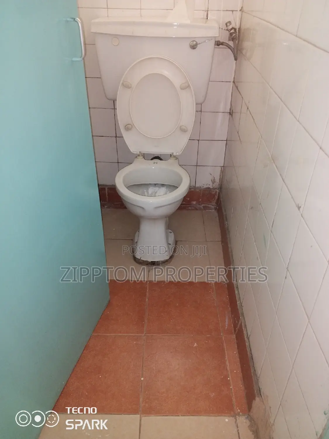 Office Space One Bedroom Apartment to Let