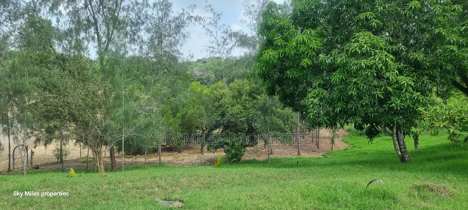 Mtwapa Aloo Drive,10 Acre Creek Beach Plot for Sale