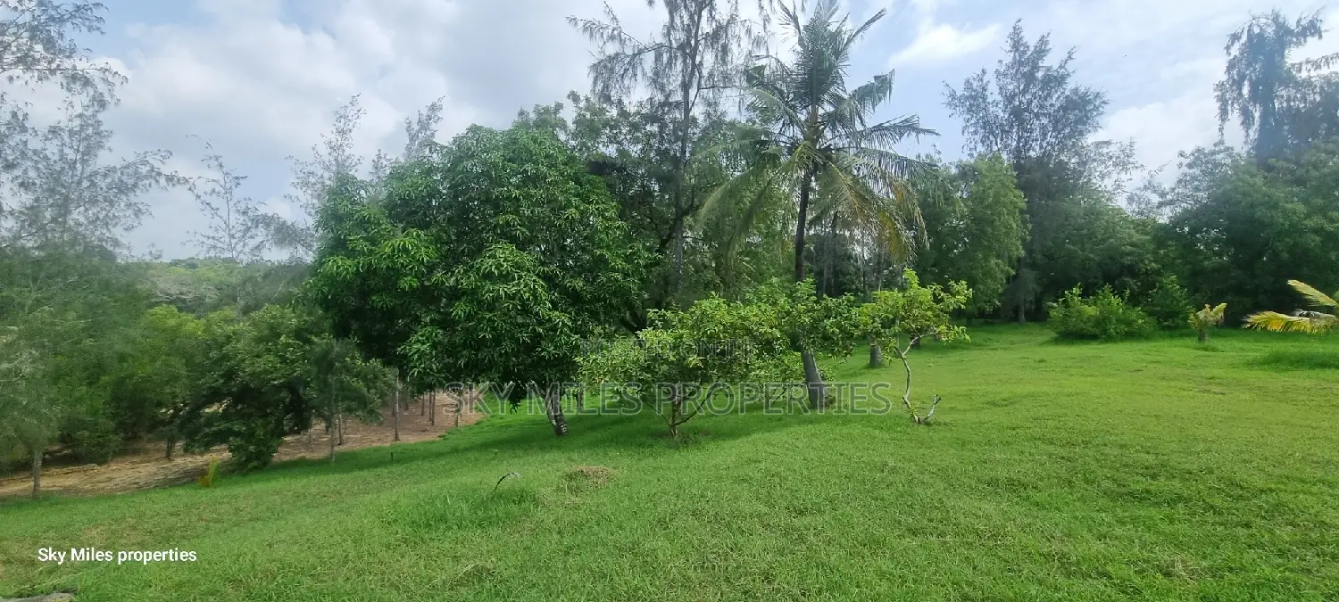Mtwapa Aloo Drive,10 Acre Creek Beach Plot for Sale